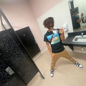 Meet your Posher, Tj